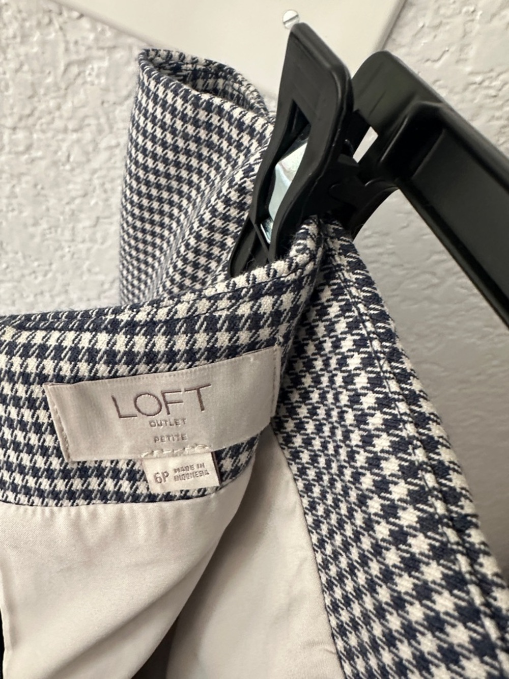 Classic Navy blue White Houndstooth Skirt - Picture 2 of 5
